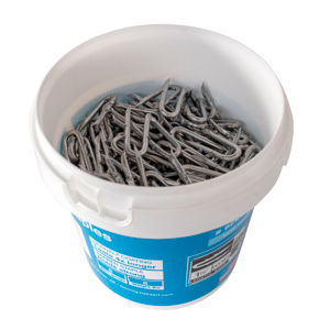 Bekaert 2" 8 ga Double Barbed Staples (8 lb bucket)