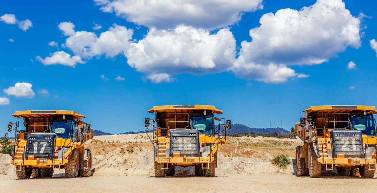 Contamination risks in heavy equipment